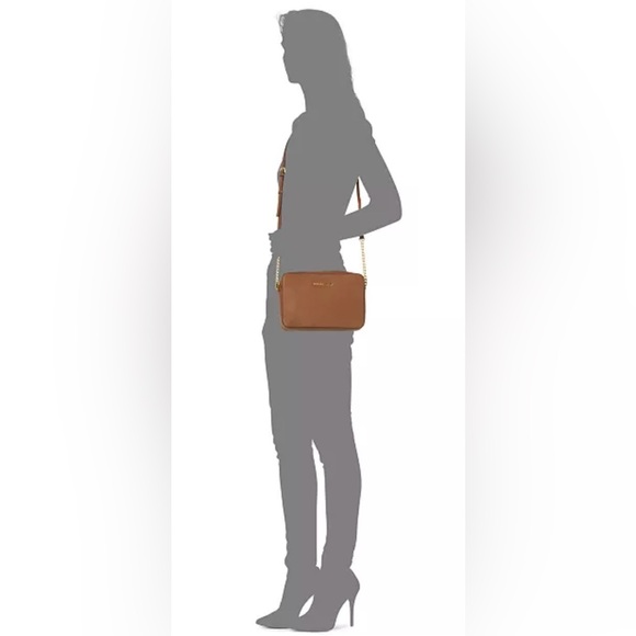 ♦️SOLD♦️ Michael Kors Large Leather Jet Set Item East West Crossbody Brown - Picture 15 of 15